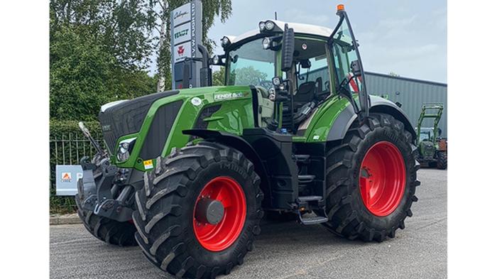 Used Fendt 828 Tractor