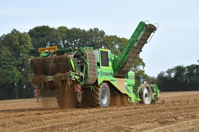 Ex Demo AVR Puma 4 Potato Harvester