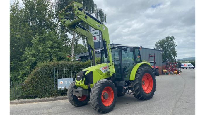 Used Claas Axos 330 4WD Tractor