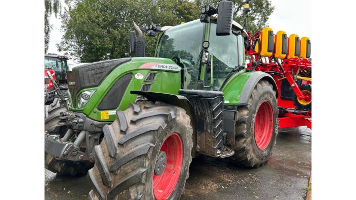 Used Fendt 724 S4 Tractor