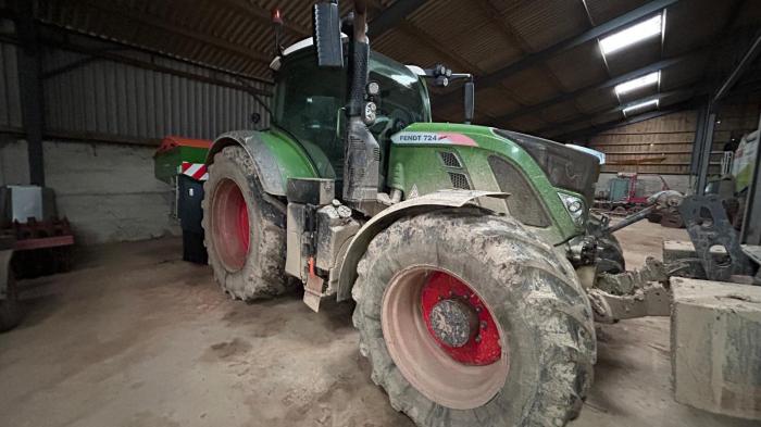 Used Fendt 724 Profi Plus Tractor